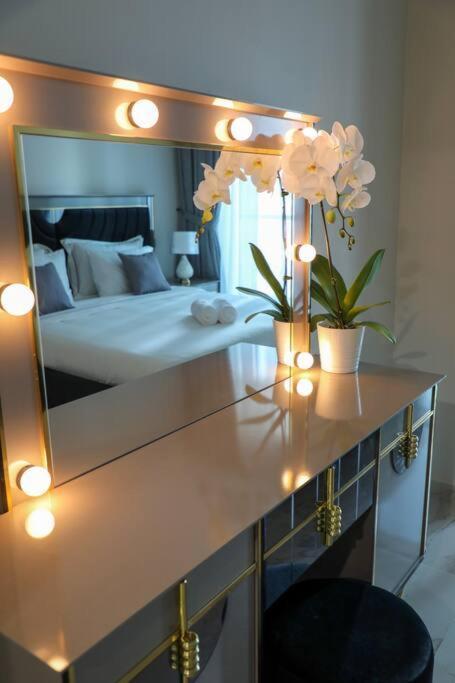Deal!!! Brand New 1 Bed Condo In The Heart Of Dubai Marina Exterior photo